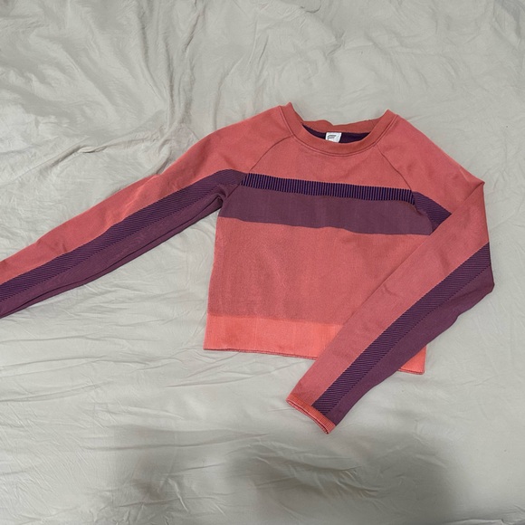 Fabletics Outift - Picture 16 of 16